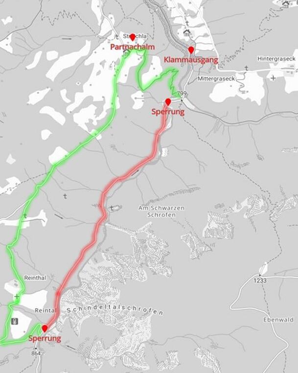 Hier ist die gesperrte Stra&szlig;e rot eingezeichnet und dazu die nutzbare Strecke in Gr&uuml;n.