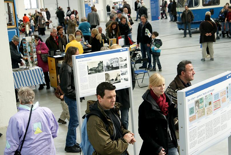 150 Jahre ÖPNV, 40 Jahre U-Bahn: So feiert die Münchner Verkehrsgesellschaft (MVG) den Jahrestag. Die besten Bilder...