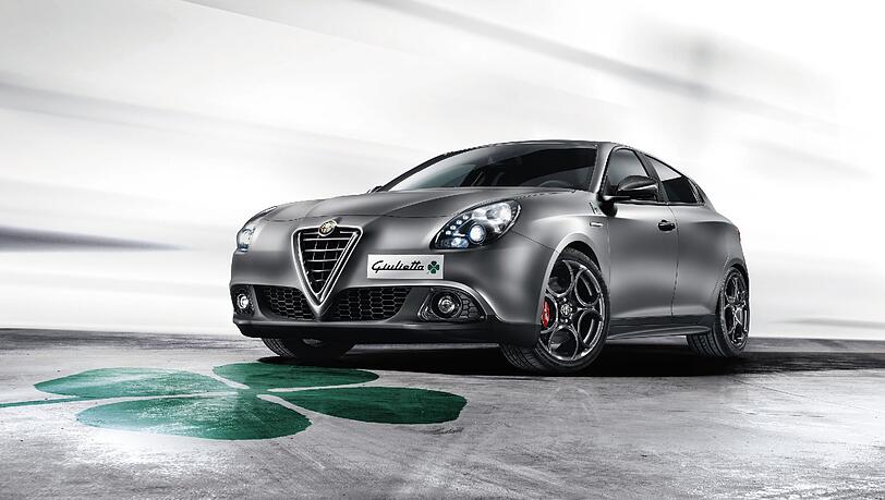 Jetzt mit dem Herz des 4C: Alfa Romeo baut der sportlichsten Version der Giulietta den Motor des hauseigenen Sportwagens ein. Jetzt mit dem Herz des 4C: Alfa Romeo baut der sportlichsten Version der Giulietta den Motor des hauseigenen Sportwagens ein.