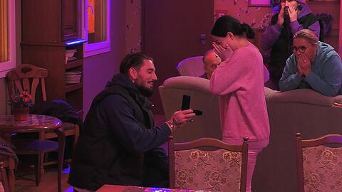 Mike Heiter und Leyla Lahouar verlobten sich im Container von "Promi Big Brother".