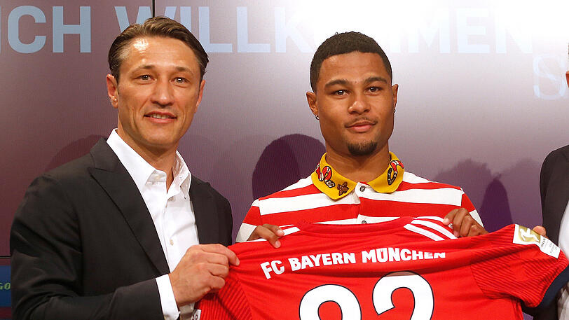 Niko Kovac hält große Stücke auf Serge Gnabry (rechts).