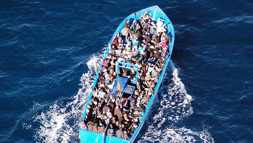 Die Welle der Flüchtlingsunglücke im Mittelmeer reißt nicht ab. Die Welle der Flüchtlingsunglücke im Mittelmeer reißt nicht ab.