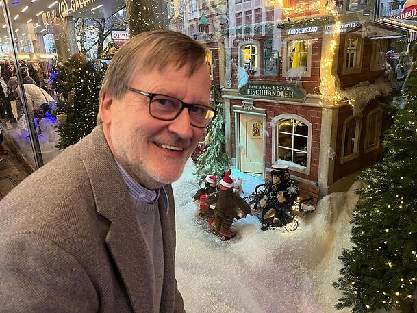 Ulrich Nie&szlig;en hatte als Kind einen Steiff-Igel namens "Mecki".