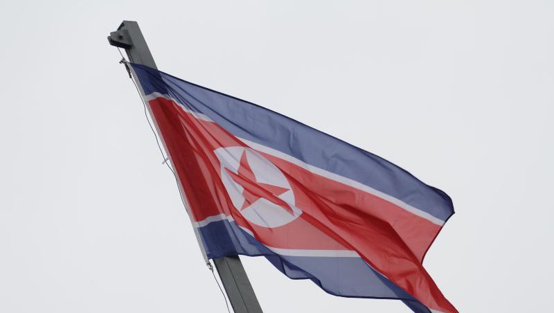 Die Flagge Nordkoreas. Vielen Bürgern des stalinistisch regierten Staates droht Lebensmittelknappheit. Die Flagge Nordkoreas. Vielen Bürgern des stalinistisch regierten Staates droht Lebensmittelknappheit.