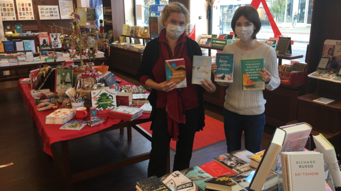 Désirée Westphal und Polina Zinoviev (l.) im Isarflimmern.