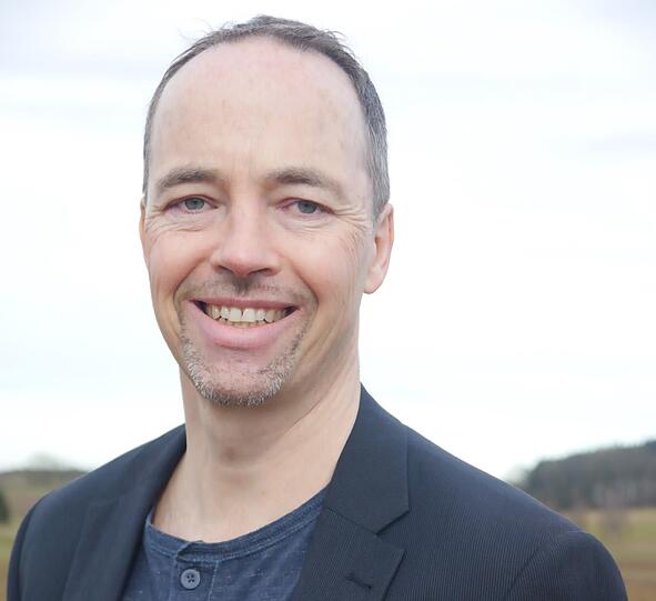 Christian Pantle stammt aus München. Er studierte Physik und Humanbiologie bis zur Promotion, besuchte eine Journalistenschule und arbeitete bis 2013 als Redakteur beim "Focus". Seit 2017 ist er Chefredakteur des Magazins "G/Geschichte". Sein Buch "Der Dreißigjährige Krieg", das auf dem Tagebuch des Söldners Peter Hagendorf basiert, befand sich 2018 mehrere Wochen auf der "Spiegel"-Bestsellerliste des Spiegels.