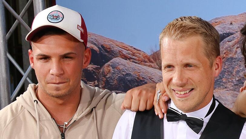 Pietro Lombardi (l.) und Oliver Pocher sind seit Jahren befreundet. Aktuell leben die beiden unter einem Dach.