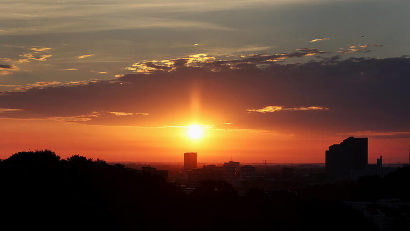 Was für ein erhabener Moment: Sonnenaufgang auf dem Olympiaberg. Was für ein erhabener Moment: Sonnenaufgang auf dem Olympiaberg.