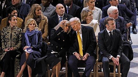 Der noch amtierende US-Präsident Joe Biden war nicht bei den Feierlichkeiten - stattdessen aber dessen Ehefrau Jill.