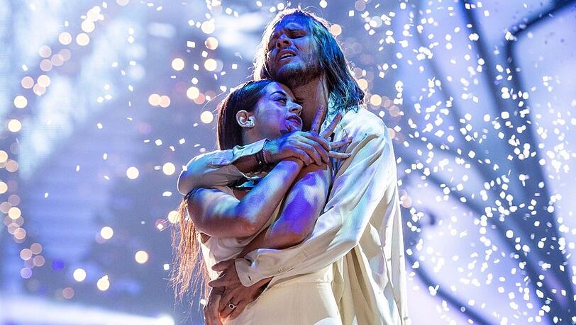Rúrik Gislason und Malika Dzumaev haben die "Let's Dance"-Weihnachtsshow gewonnen.
