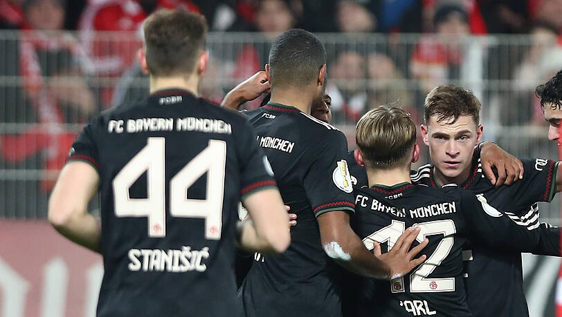 Obwohl die Bayern in Berlin nur einen Treffer erzielen, war Kimmich gleich an mehreren FCB-Toren beteiligt. Obwohl die Bayern in Berlin nur einen Treffer erzielen, war Kimmich gleich an mehreren FCB-Toren beteiligt.