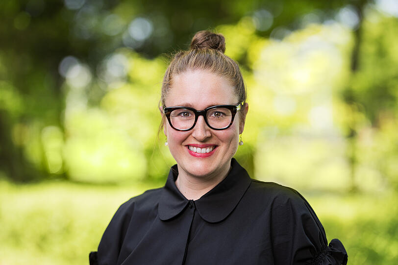 Sprecherin für Frauen und bayerische Landtagsabgeordnete: Julia Post. Sprecherin für Frauen und bayerische Landtagsabgeordnete: Julia Post.