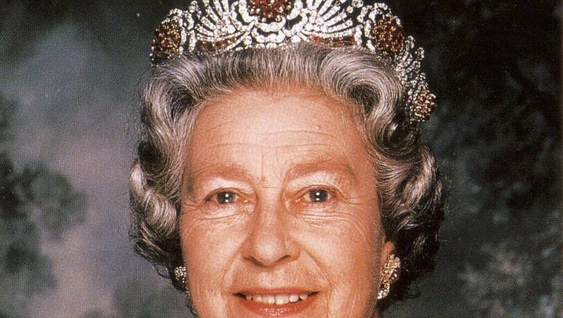 Queen Elizabeth II.,... Queen Elizabeth II.,...