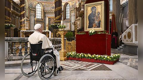 Papst Franziskus in seiner Lieblingsbasilika Santa Maria Maggiore - dort wird er am Samstag auch seine letzte Ruhestätte finden.