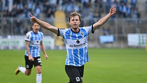 Richard Neudecker erzielt gegen Köln sein erstes Saisontor.