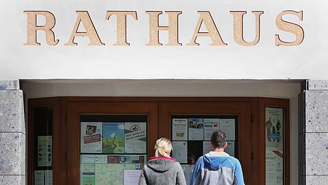 Wer als Gemeinderat bei Sitzungen stört, könnte künftig tief in die Tasche greifen müssen. (Symbolbild)