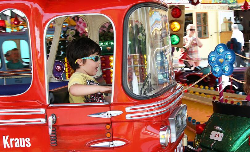 Stöbern nach Herzenslust: Auf der Auer Dult gibt's einfach alles. Am 27. April beginnt mit der Maidult die diesjährige Saison.