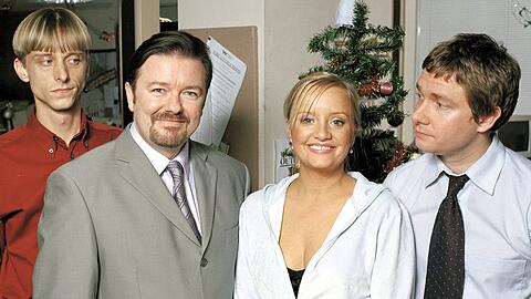 V.l.: MacKenzie Crook, Ricky Gervais, Lucy Davis und Martin Freeman in "The Office".