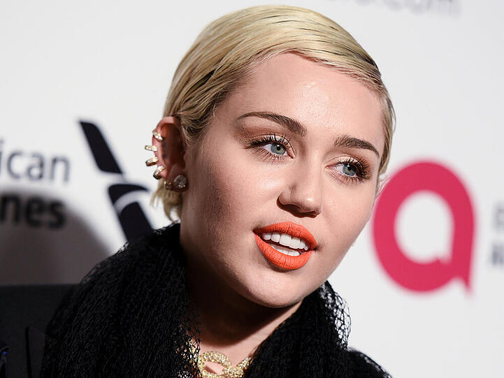 Miley Cyrus hat es sich zur Aufgabe gemacht, Jugendlichen zu helfen