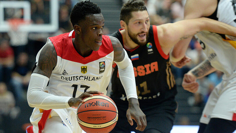 Auf ihn kommt's an: NBA-Spieler Dennis Schröder im Trikot der deutschen Nationalmannschaft.