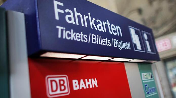In den letzten Monaten wurden immer wieder Geldautomaten gesprengt. Nun haben es Unbekannte auf einen Fahrkartenautomaten in Haar abgesehen. (Symbolbild)