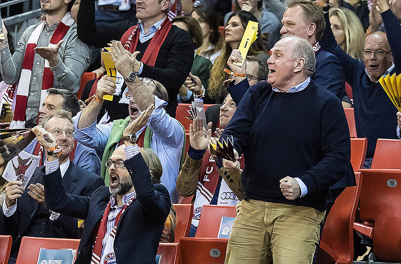 Voll dabei: Basketball-Fan Uli Hoeneß, der bei der Jahreshauptversammlung am 25. November wieder zum Präsidenten gewählt wird.
