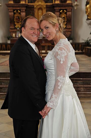 Die Traumhochzeit von Star-Koch Winkler und seiner Denise - sehen Sie hier die wunderschönen Bilder aus dem zugeschneiten Aschau.