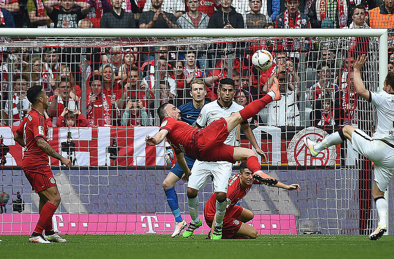 Per Fallrückzieher ins Glück: Ribéry gelingt gegen Frankfurt ein echtes Traumtor!