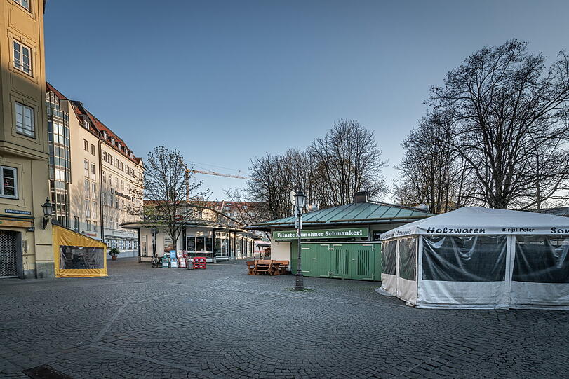 17.52 Uhr: Niemand kauft ein, die Standl sind zu am Viktualienmarkt.