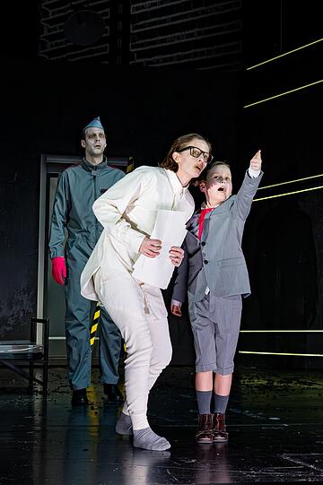 "Das Schloss" im Residenztheater.