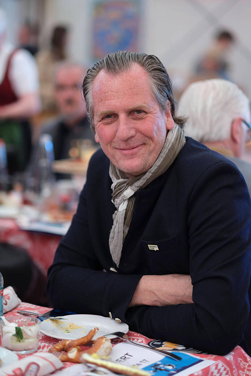 Marc Uebelherr kooperiert auf dieser Wiesn mit Kufflers Weinzelt.