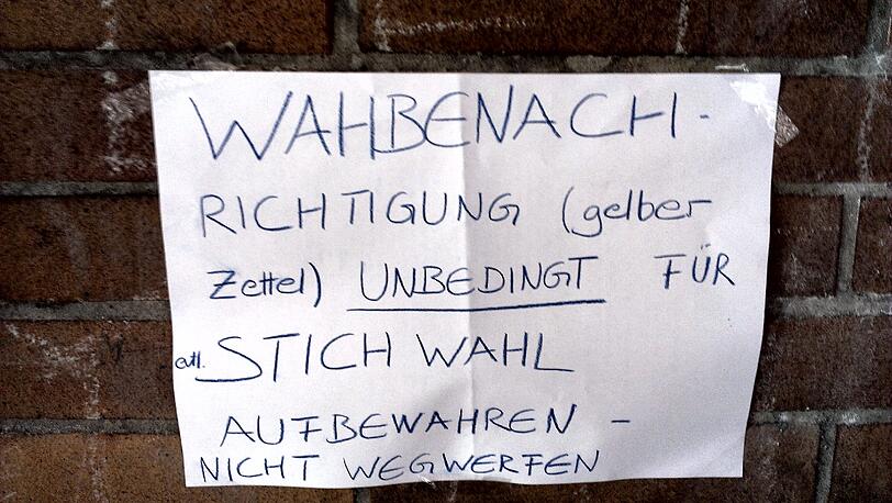 Charmanter Schreibfehler vor dem Wahllokal in der Maxvorstadt