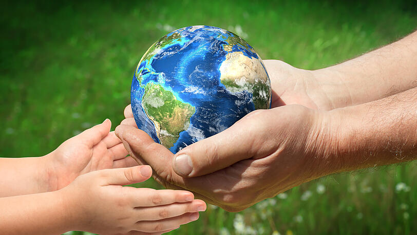Erstmals wird für ein Umwelt-Projekt gesammelt.