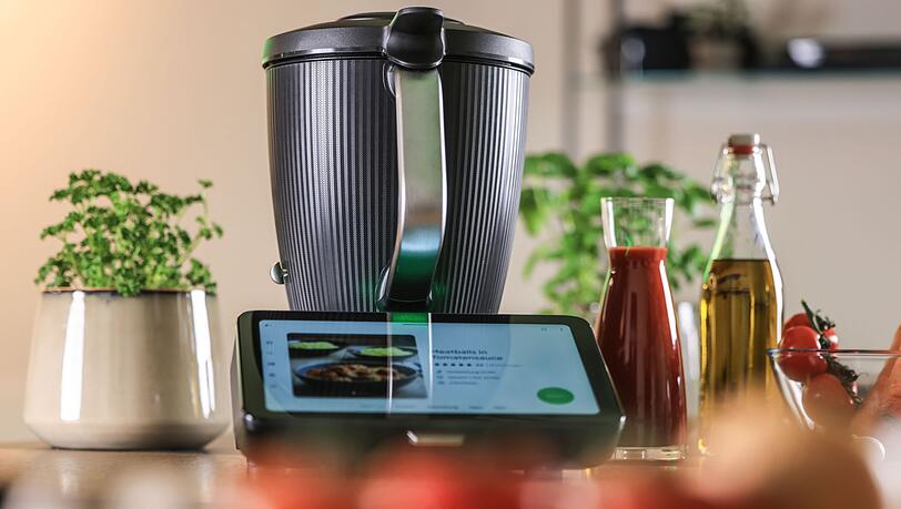 Ein Thermomix bei einer Präsentation - das Küchengerät des Herstellers Vorwerk wird im Direktvertrieb verkauft.