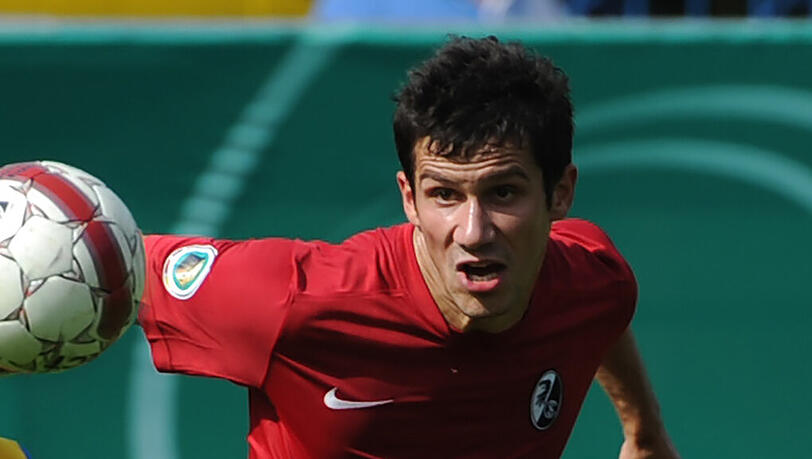 Bald bei den Löwen? Freiburg-Abwehrspieler Mensur Mujdza wird als möglicher Neuzugang beim TSV 1860 München gehandelt. Bald bei den Löwen? Freiburg-Abwehrspieler Mensur Mujdza wird als möglicher Neuzugang beim TSV 1860 München gehandelt.