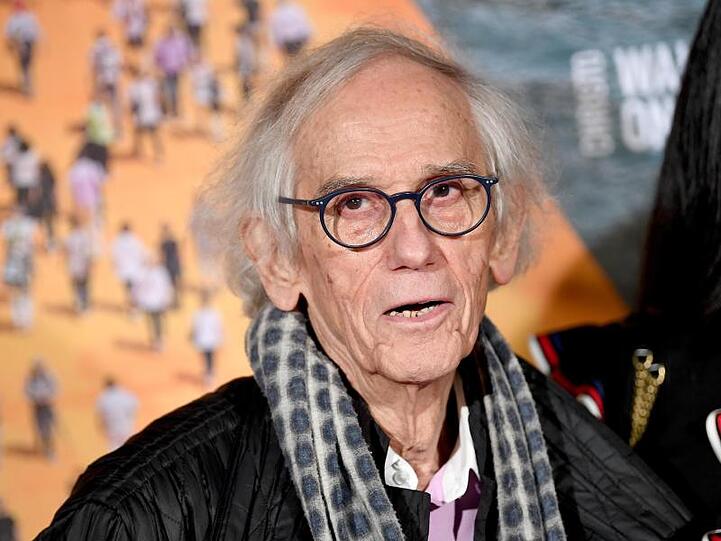 Der Künstler Christo bei der Deutschlandpremiere des Films "Christo - walking on water" in Berlin.