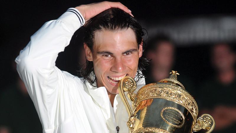 Bescheidener Modellathlet und höflicher Familienmensch: Rafael Nadal, der am Sonntag erstmals in Wimbledon triumphierte. Bescheidener Modellathlet und höflicher Familienmensch: Rafael Nadal, der am Sonntag erstmals in Wimbledon triumphierte.