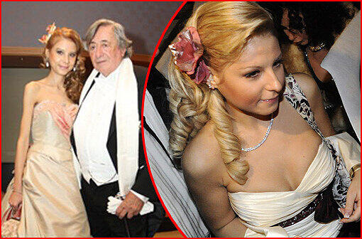 Zwei Jahre trennen diese beiden Fotos. Auf dem rechten Bild kommt Anastasia ("Katzi") Sokol 2010 am Wiener Opernball an. Das linke Foto ist von 2012. Die Blondine wiegt derzeit gerade mal 33 Kilo...