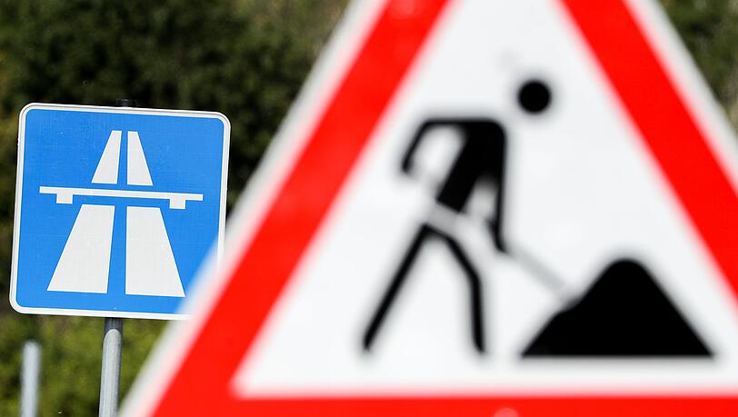 Haushaltslücke droht Verkehrsprojekte zu verzögern (Foto-Archiv).
