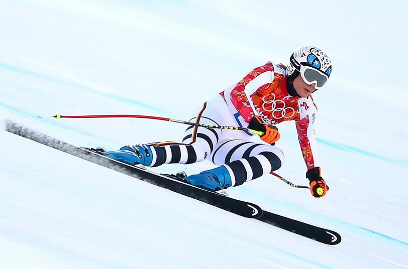 Super-G in Sotschi: So freut sich Maria Höfl-Riesch über ihre Silbermedaille.