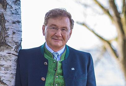 Hans Friedl. Hans Friedl.