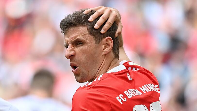 Macht er sich Gedanken über seine Bayern-Zukunft? Thomas Müller, das Urgestein beim Serienmeister.