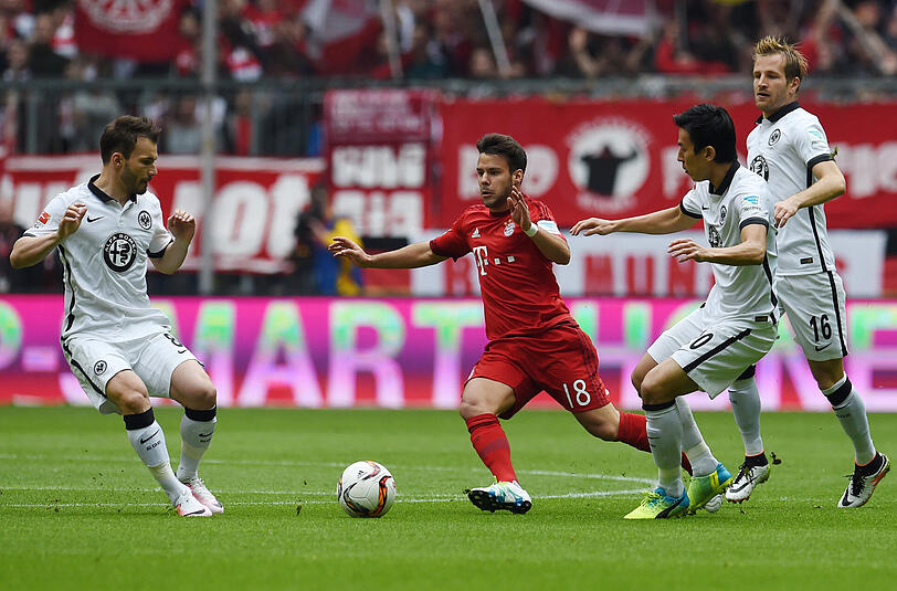 Juan Bernat: Note 3. Sicherte hinter Ribéry gut ab und probierte auch immer wieder, sich ins Offensivspiel einzuschalten. Solider Auftritt des Spaniers, aber auch nicht mehr.