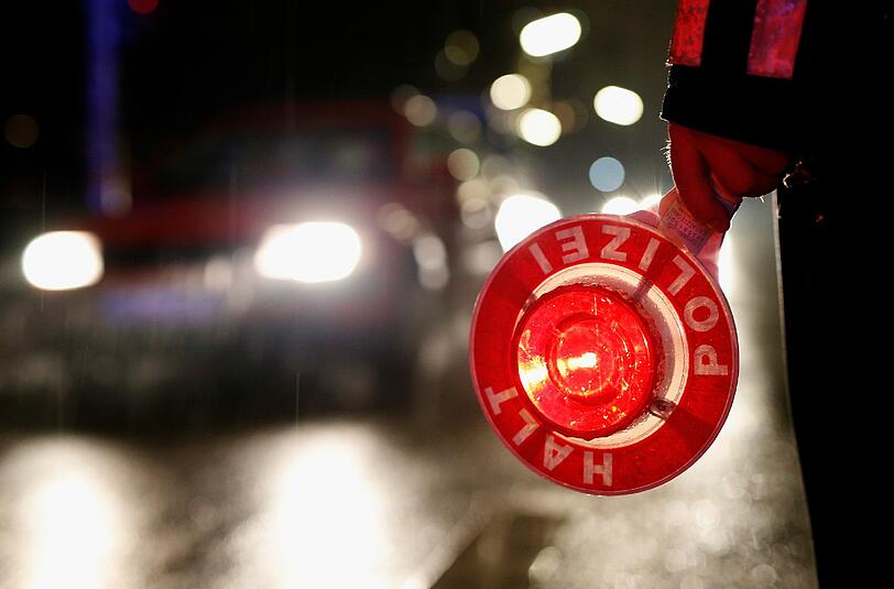 Die Polizei zog in der Nacht auf Sonntag einen Motorrad-Raser aus dem Verkehr (Archivbild).