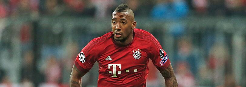 Jerome Boateng, Note 3: Immer wieder etwas Neues bei den Bayern. Diesmal begann Boateng im zentralen Mittelfeld. Experiment gelungen? Eher nicht. Nach 28 Minuten schickte Guardiola seinen Abwehrboss zurück in die Verteidigung. In gewohnter Rolle gewohnt sicher. Später leicht verletzt ausgewechselt.