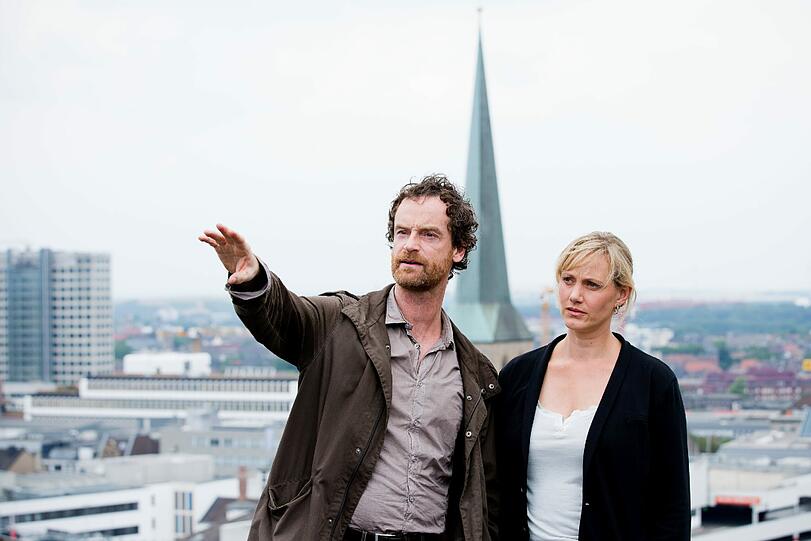 Platz 14 (9,21 Mio. Zuschauer) - DORTMUND: Peter Faber (Jörg Hartmann, li.) und
Martina Bönisch (Anna Schudt, re.) sowie Nora Dalay (Aylin Tezel) und Daniel Kossik (Stefan Konarske) sind seit 2012 im Einsatz.