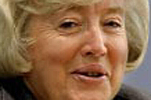 Berät junge Eltern: Renate Schmidt.
