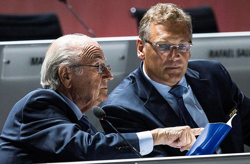 Der Mann an der Seite des FIFA-Patriarchen: Jerome Valcke (r.) neben Joseph Blatter.