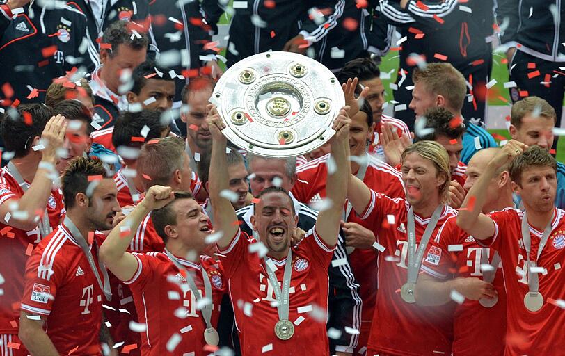 Der FC Bayern München feiert seinen 23. Titel. Am Samstag haben die Spieler die Meisterschale überreicht bekommen. Die Bilder vom Jubel in der Allianz Arena