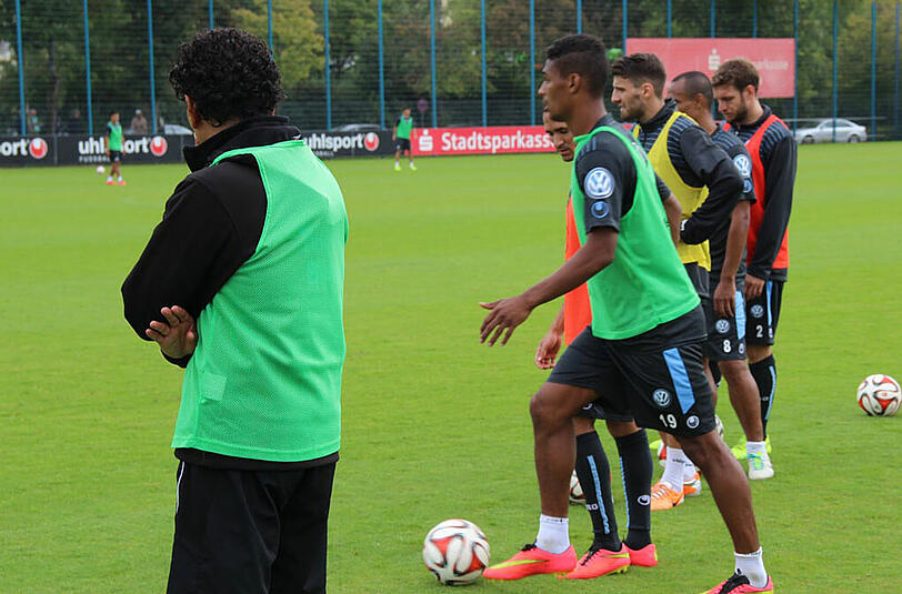 Valdet Rama ist seit Freitag ein Löwe. Die Bilder von seinem ersten Training bei TSV 1860 München.